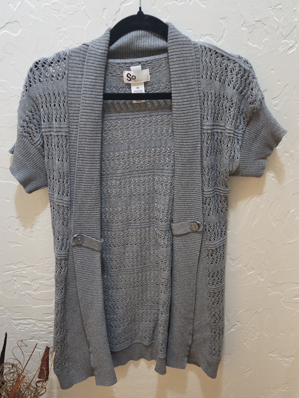 SO Gray Open-Front Short Sleeve Knit Cardigan with Button Tabs